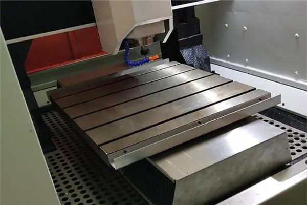Mold engraving and milling machine1